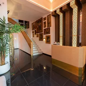 2* Hotel Gonzalez