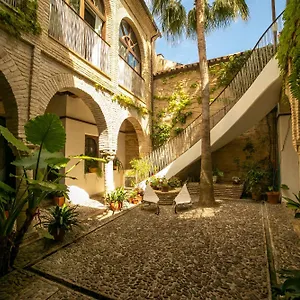 Boutique Patio Del Posadero Hotel